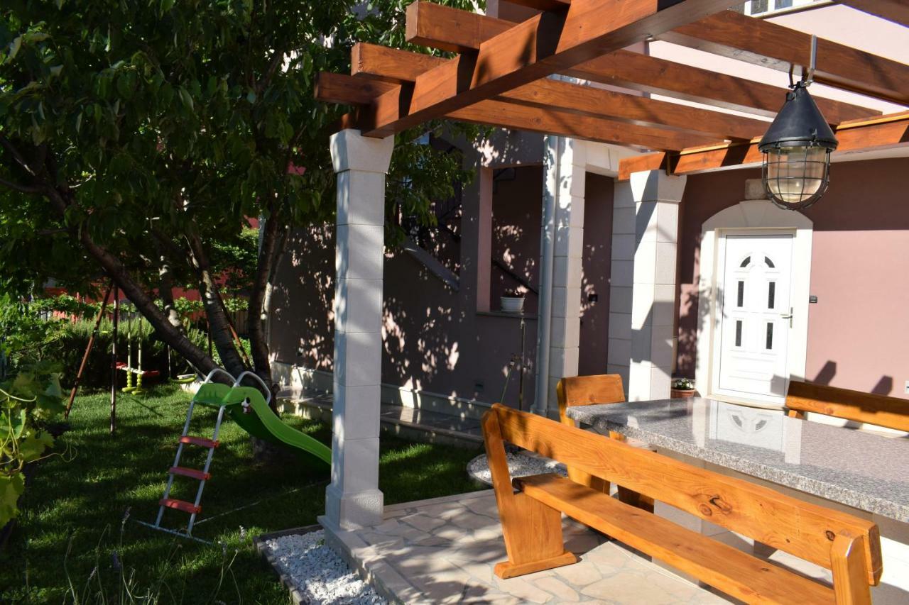 Apartments Bazina Kastela Exterior photo