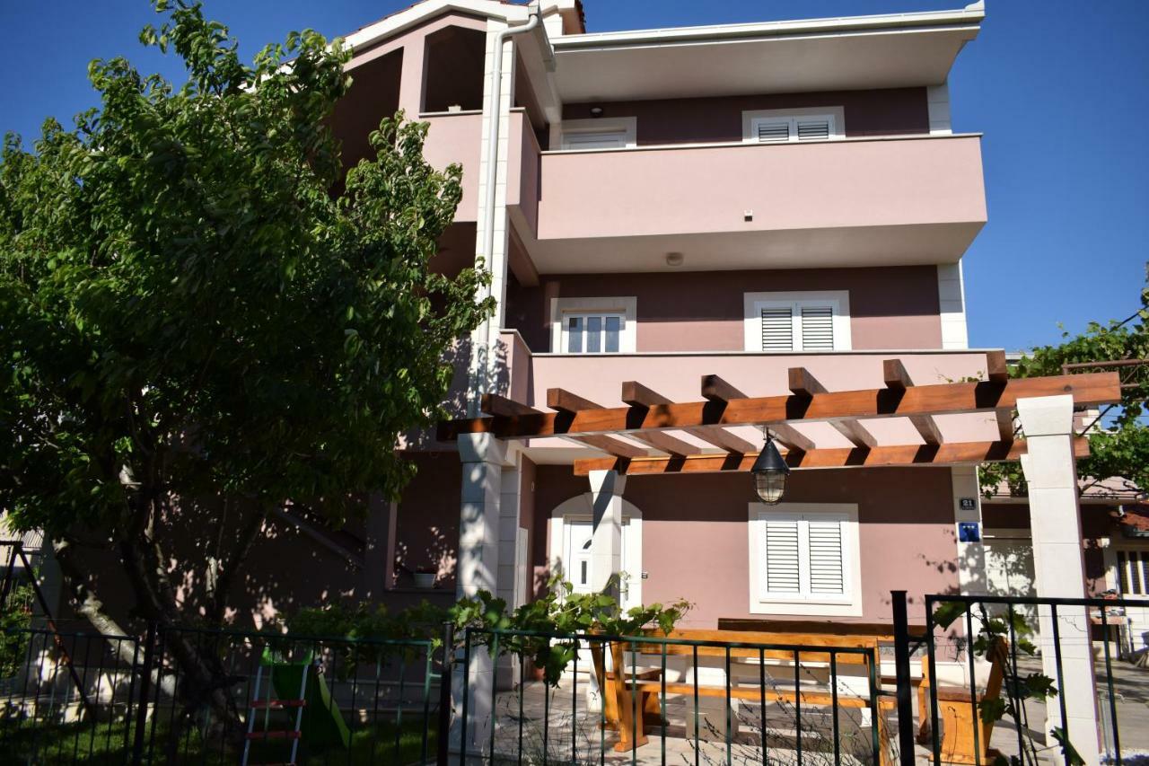Apartments Bazina Kastela Exterior photo