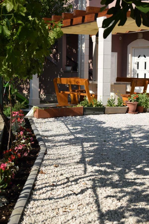 Apartments Bazina Kastela Exterior photo